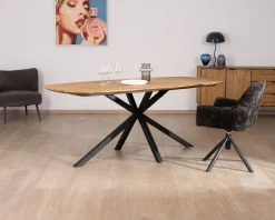Table de repas bateau en teck recyclé et pieds mikado 