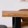 Table de repas en teck recyclé massif “Lasia” design contemporain et pieds métal noir