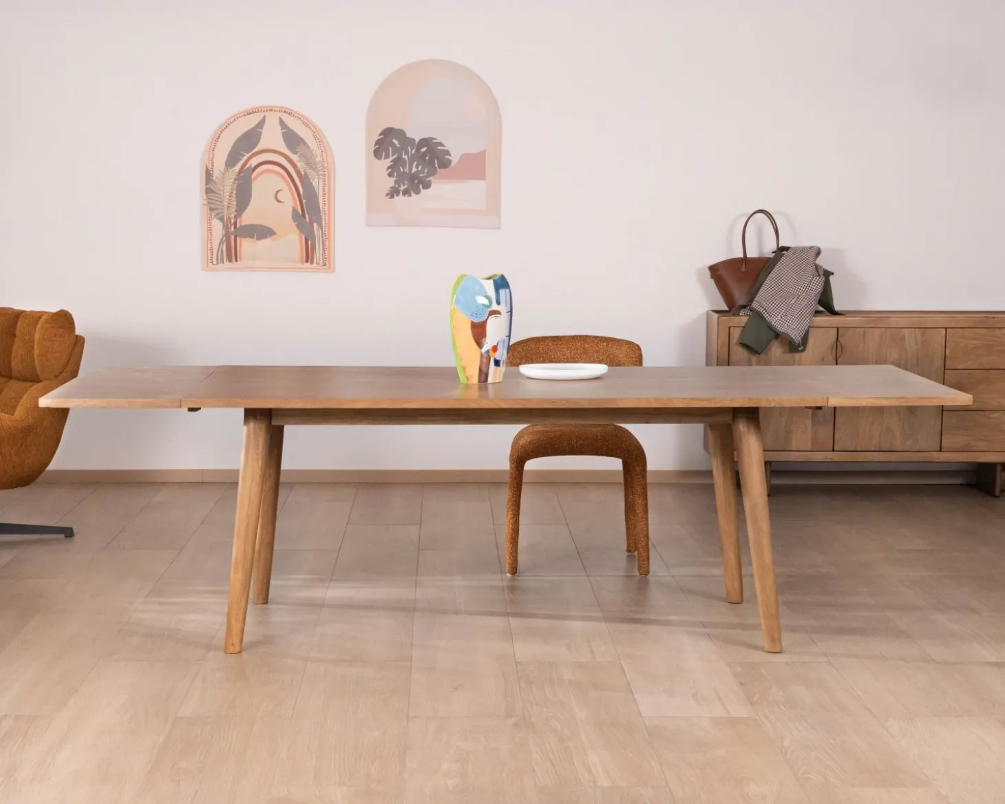 Table de repas extensible esprit rétro 180 cm en manguier massif naturel "Odely"