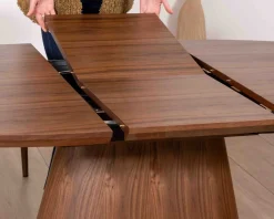 Table de repas extensible 160–200 cm teinte noyer 