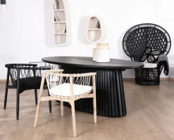 Table de repas ovale 210 cm en teck noir pied central ajouré 