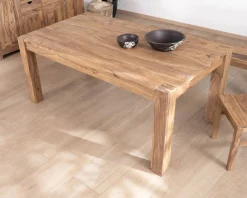 Table de repas rectangulaire en palissandre "Kalanohé" 160 cm