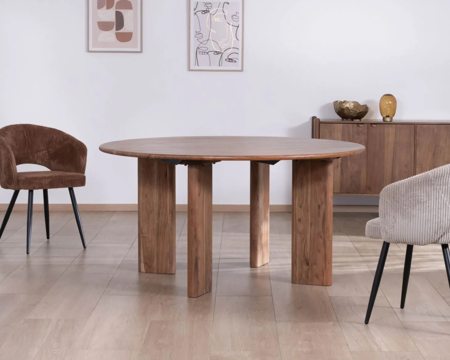Table de repas ronde style japandi "Yona" 150 cm