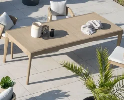 Table de repas spécial outdoor 240cm en teck finition sablée et grisée "Vérone"