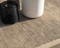 Table de repas spécial outdoor 240cm en teck finition sablée et grisée 