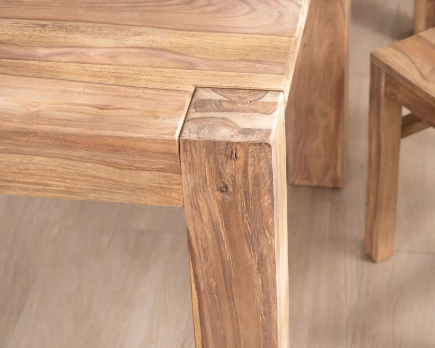 Table de salle à manger extensible en palissandre "Kalanohé" 160 cm