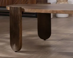 Table de salon ovale en manguier pieds cannelés 
