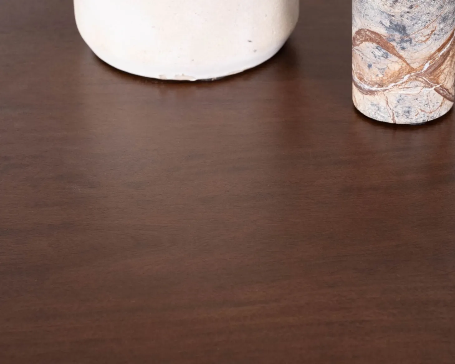 Table extensible en manguier massif teinte noyer "Sicora" 180 à cm esprit zen