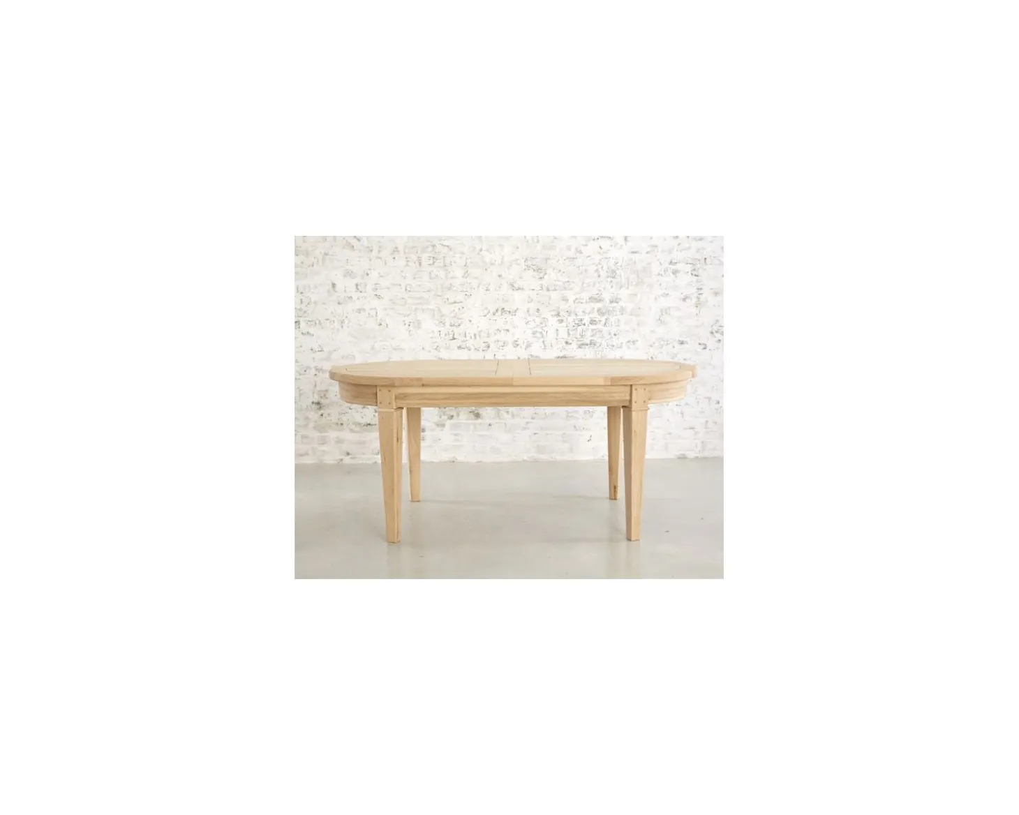 Table ovale en chêne massif avec allonges "Artisan"