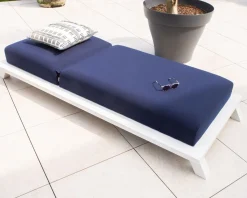 Transat haut de gamme bleu et blanc 