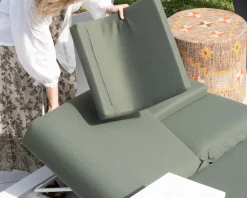 Têtière en tissu vert kaki pour bain de soleil 